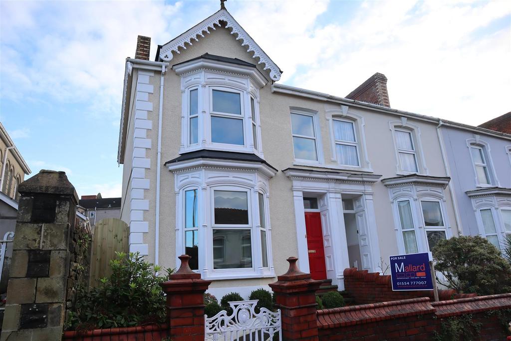 Glenalla Road, Llanelli 3 bed terraced house £182,000