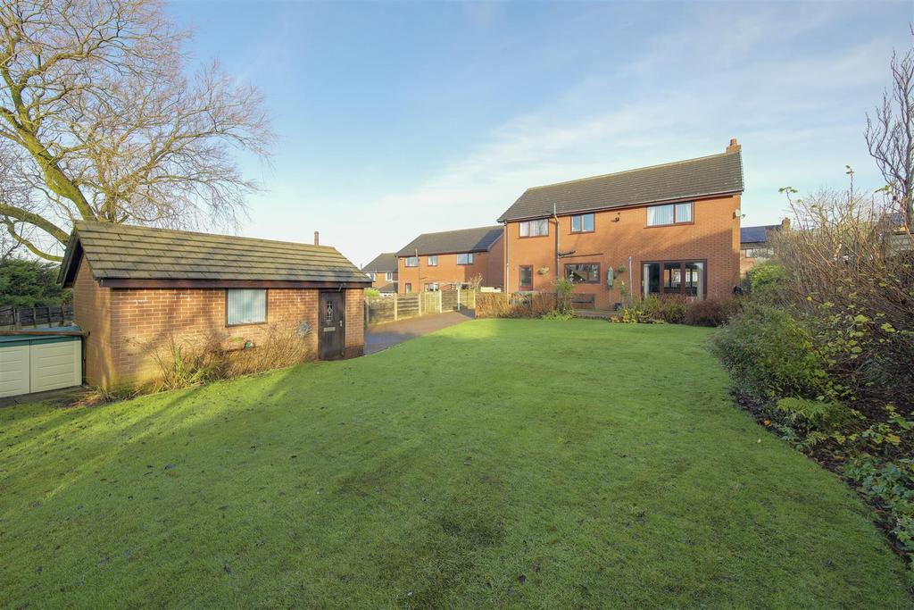 Foxwell Close, Haslingden, Rossendale 4 bed detached house £425,000