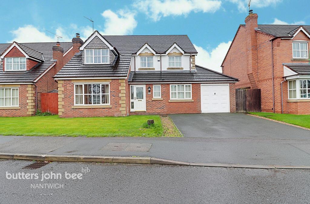 Clonners Field, Nantwich 4 bed detached house £380,000