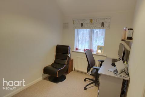 85 Darnley Road, Rochester, ME2 2EY