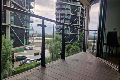 2 bedroom flat to rent, 4 Riverlight, Vauxhall, SW11 8DG