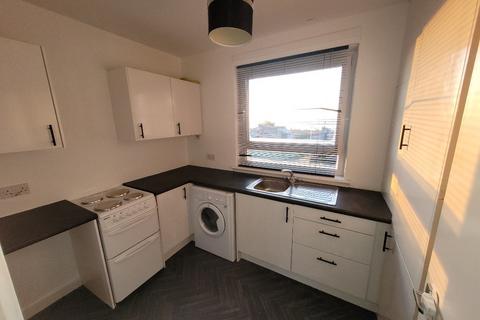 1 bedroom flat to rent, Dochart Terrace, Menzieshill, Dundee, DD2