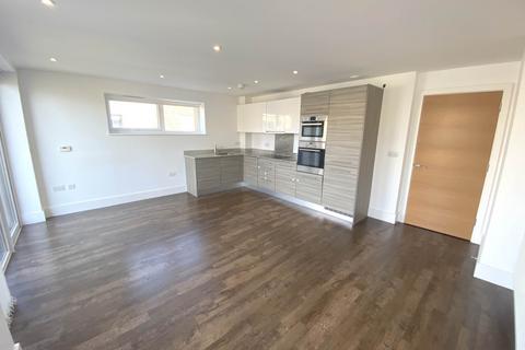 2 bedroom flat to rent, Letchworth Road, Stanmore