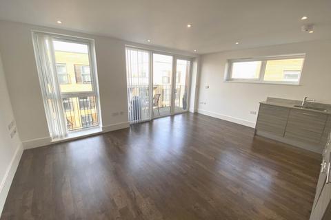 2 bedroom flat to rent, Letchworth Road, Stanmore