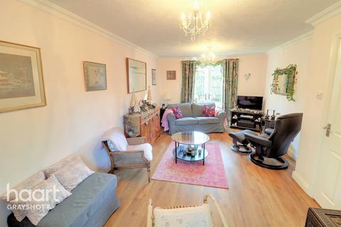 Hedgeside Hill Road, Grayshott, Hindhead, GU26 6HL