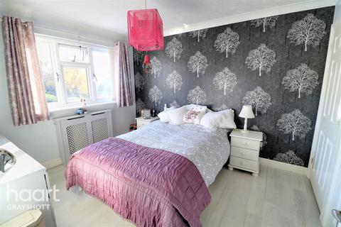Hedgeside Hill Road, Grayshott, Hindhead, GU26 6HL