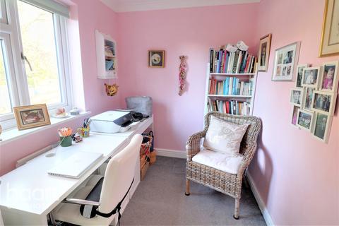 Hedgeside Hill Road, Grayshott, Hindhead, GU26 6HL
