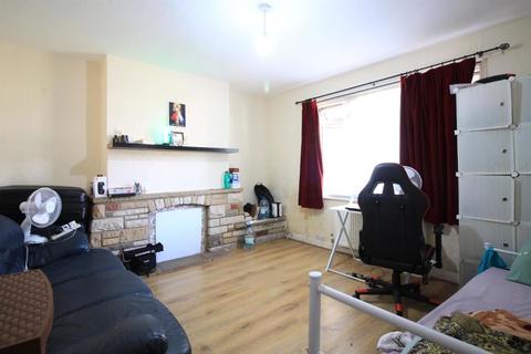 9, Noel Court Bath Road, Hounslow, TW4 7DD