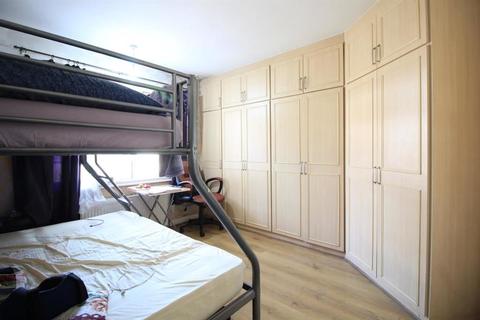 9, Noel Court Bath Road, Hounslow, TW4 7DD