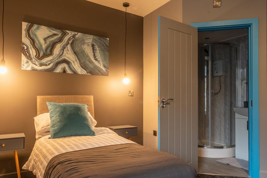 Room 4