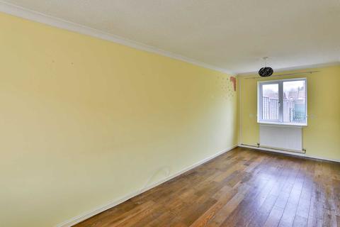 22 Chadwick Close, Tuffley, Gloucester, GL4 0YG