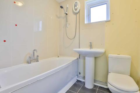 22 Chadwick Close, Tuffley, Gloucester, GL4 0YG