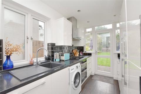 8 Broad Walk, Kidbrooke, London, SE3 8NB