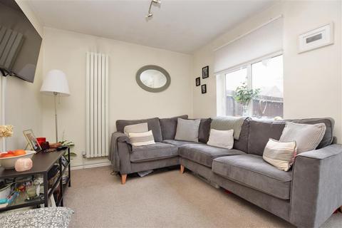 13 Hill View, Whyteleafe, CR3 0HE