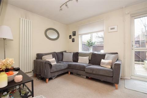 13 Hill View, Whyteleafe, CR3 0HE