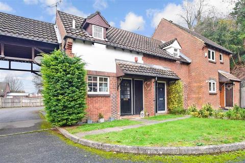 13 Hill View, Whyteleafe, CR3 0HE