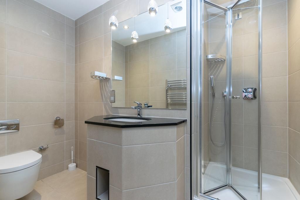 Ensuite