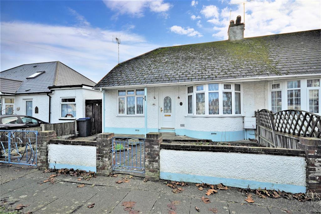 Albany Drive, Herne Bay, Kent 2 bed semidetached bungalow £280,000