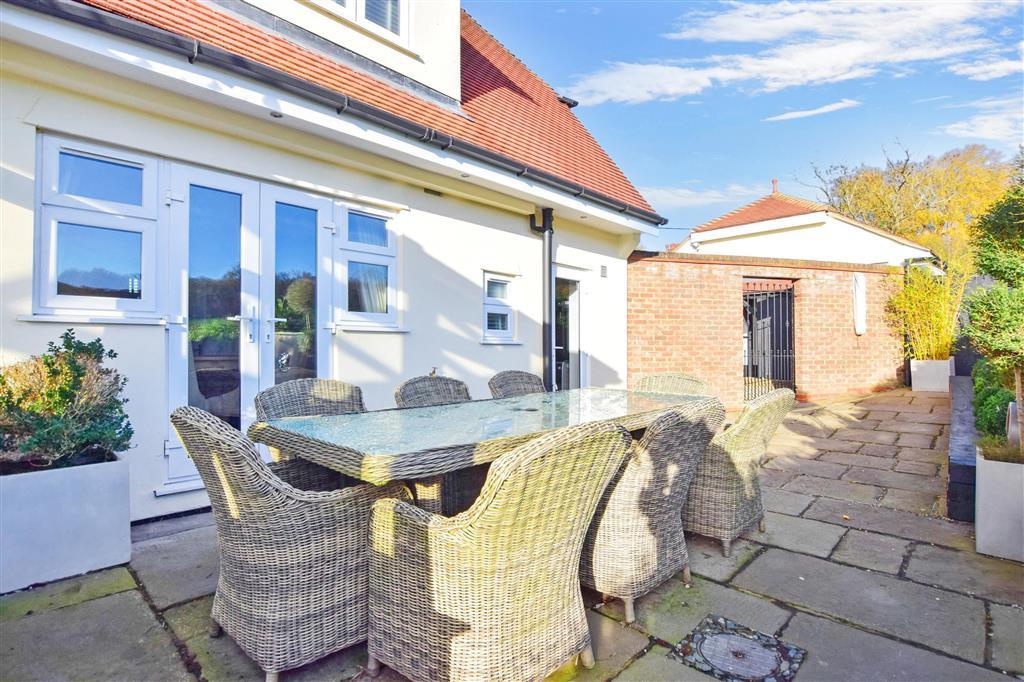 Patio / Decking