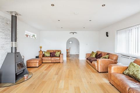 65 Ouseley Road, Wraysbury, Staines, TW19 5JJ