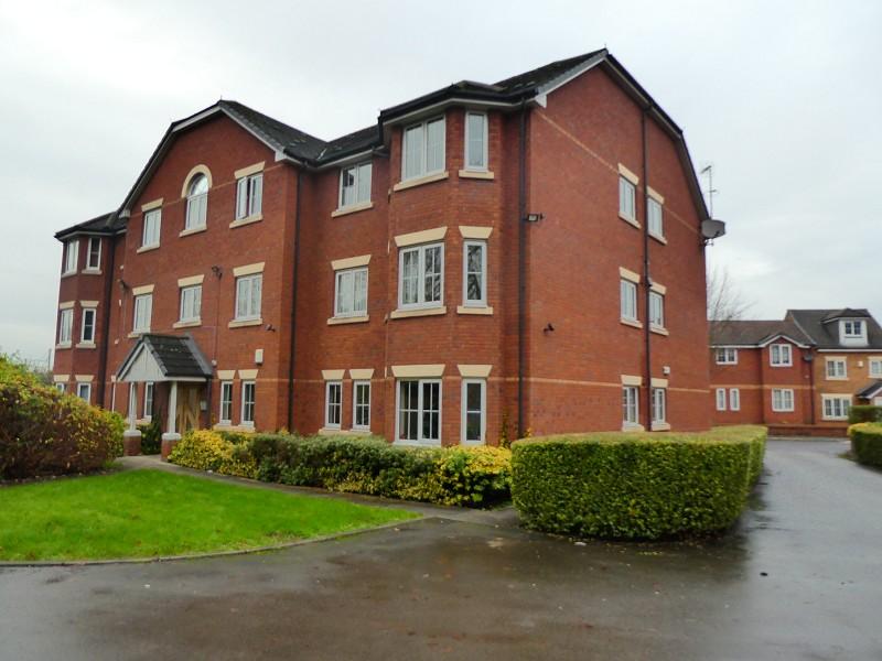 Chelsfield Grove, Chorlton, Manchester. M21 7BD 2 bed flat £180,000