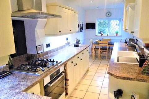 12 Baston Road, Bromley, BR2 7BE