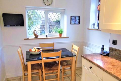 12 Baston Road, Bromley, BR2 7BE