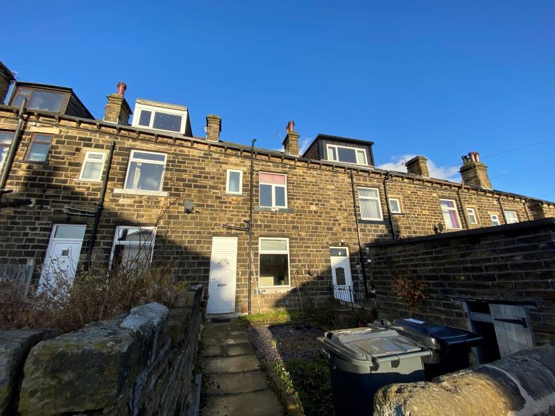 DIAMOND STREET, KEIGHLEY, BD22 7DL 3 bed terraced house to rent £575