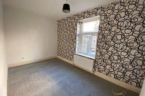 3 bedroom terraced house to rent - DIAMOND STREET, KEIGHLEY, BD22 7DL