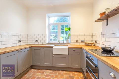 16 Rising Lane, Oldham, OL8 3AN
