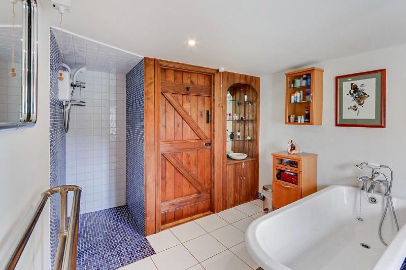Ground Floor Bathroom
