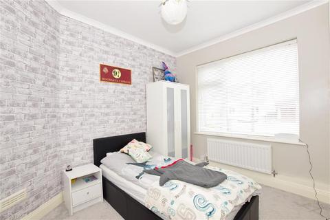 67 Bruce Grove, Wickford, SS11 8RN