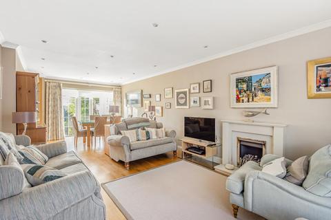 16 Heatherbank, Chislehurst, BR7 5RE