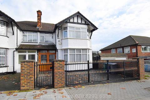 4 bedroom semi-detached house to rent, Sevington Road, London