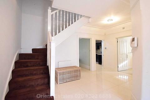 4 bedroom semi-detached house to rent, Sevington Road, London