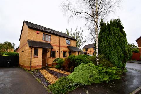 2 bedroom terraced house to rent, Heol Y Barcud, Cardiff