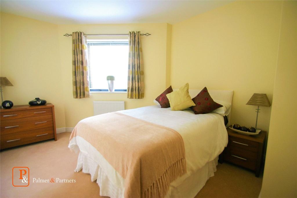 Abberton Grange, Layer Road, Abberton, Colchester, CO5 2 bed apartment