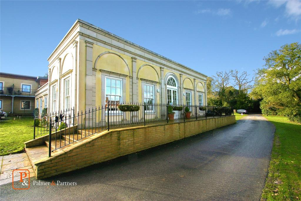 Abberton Grange, Layer Road, Abberton, Colchester, CO5 2 bed apartment