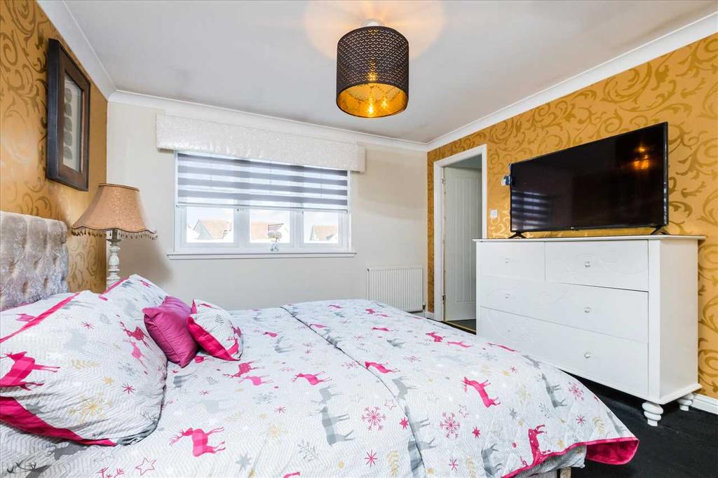 Bedroom One (2)