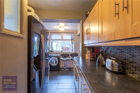 30 Whitegate Road, Chadderton, Oldham, OL9 9PW