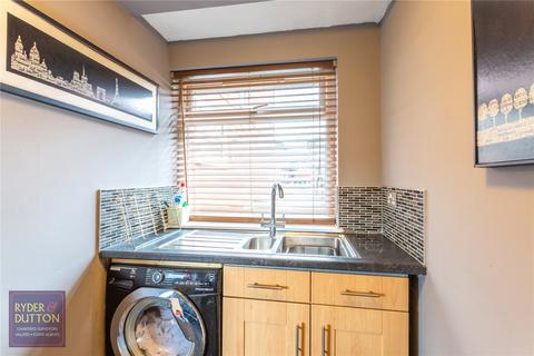 30 Whitegate Road, Chadderton, Oldham, OL9 9PW
