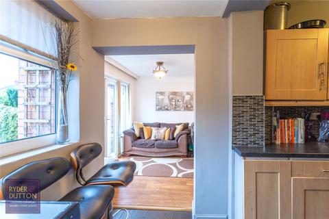 30 Whitegate Road, Chadderton, Oldham, OL9 9PW