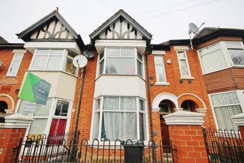 3 bedroom terraced house for sale - Kirby Road, West End, Leicester, LE3