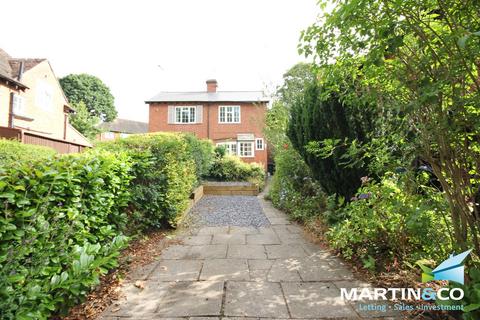 2 bedroom terraced house to rent, Carless Avenue, Harborne, B17