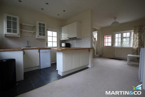 2 bedroom terraced house to rent, Carless Avenue, Harborne, B17