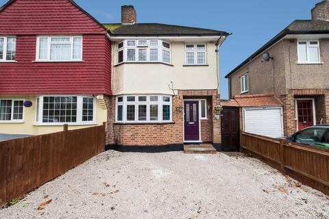 144 Culvers Avenue, Carshalton, SM5 2BD