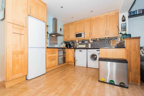 144 Culvers Avenue, Carshalton, SM5 2BD