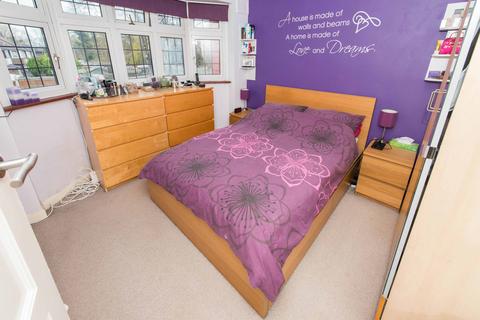 144 Culvers Avenue, Carshalton, SM5 2BD