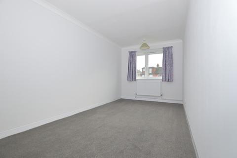 39 Strongbow Crescent, Eltham, London, SE9 1DN