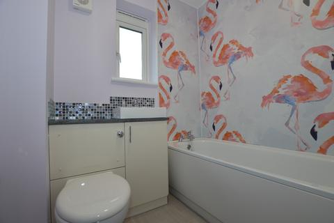 39 Strongbow Crescent, Eltham, London, SE9 1DN